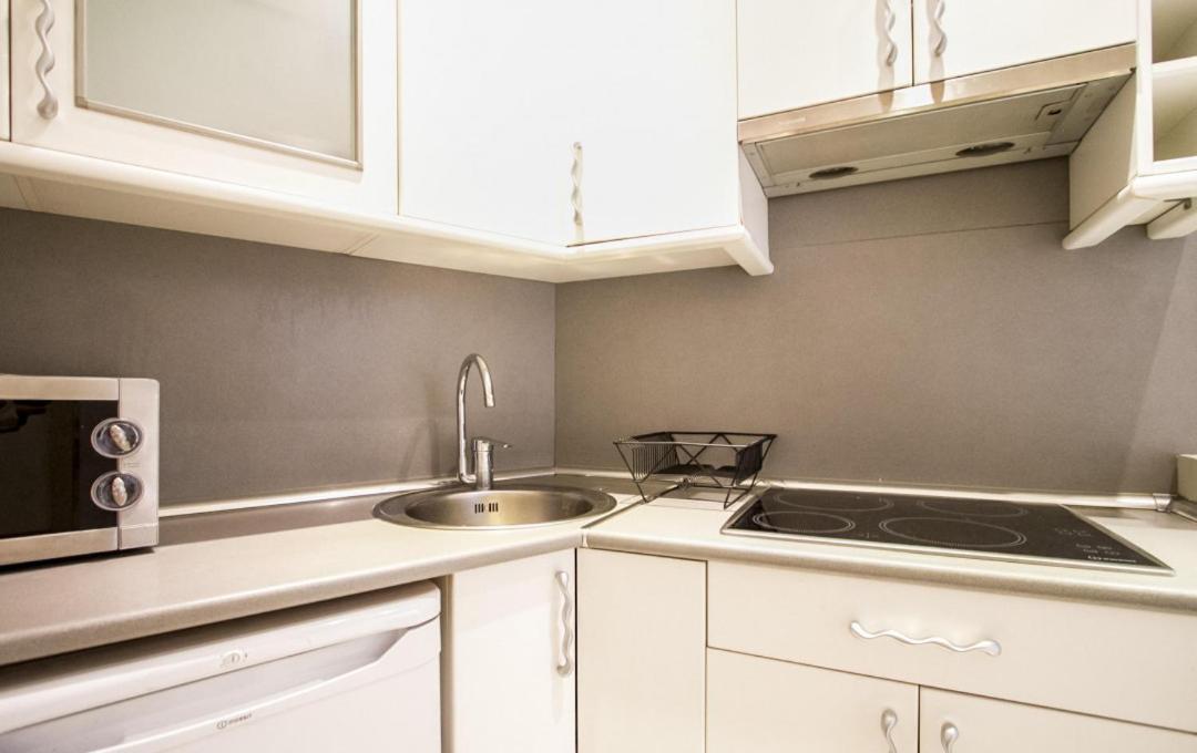 1 Bedroom 1 Bathroom Furnished - Sol - Bright Refurbished - Mintystay Мадрид Екстер'єр фото