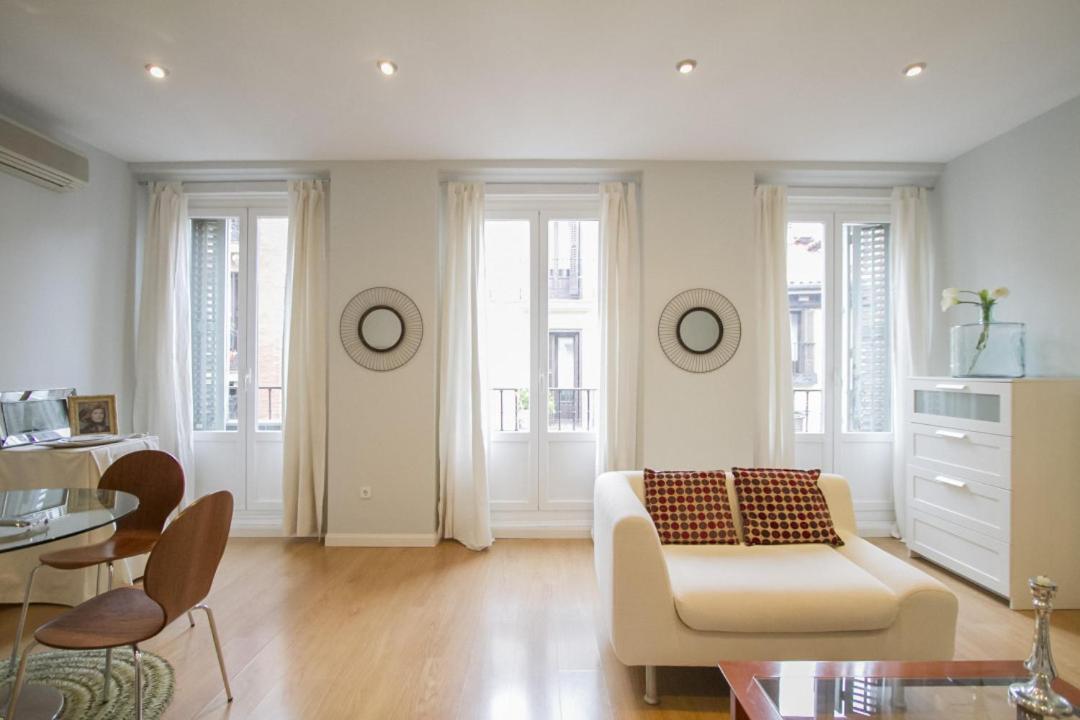 1 Bedroom 1 Bathroom Furnished - Sol - Bright Refurbished - Mintystay Мадрид Екстер'єр фото