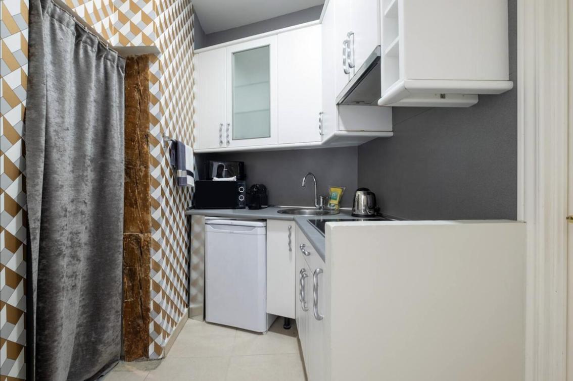 1 Bedroom 1 Bathroom Furnished - Sol - Bright Refurbished - Mintystay Мадрид Екстер'єр фото